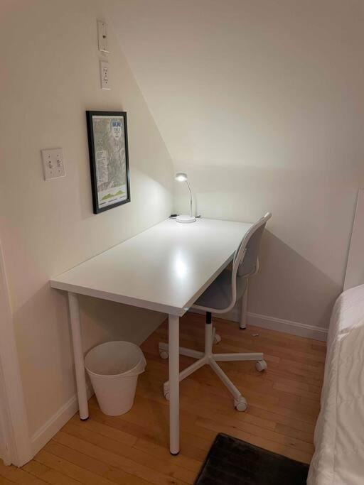 Cozy Condo With All Perks & Parking Close To Encore Casino Everett المظهر الخارجي الصورة